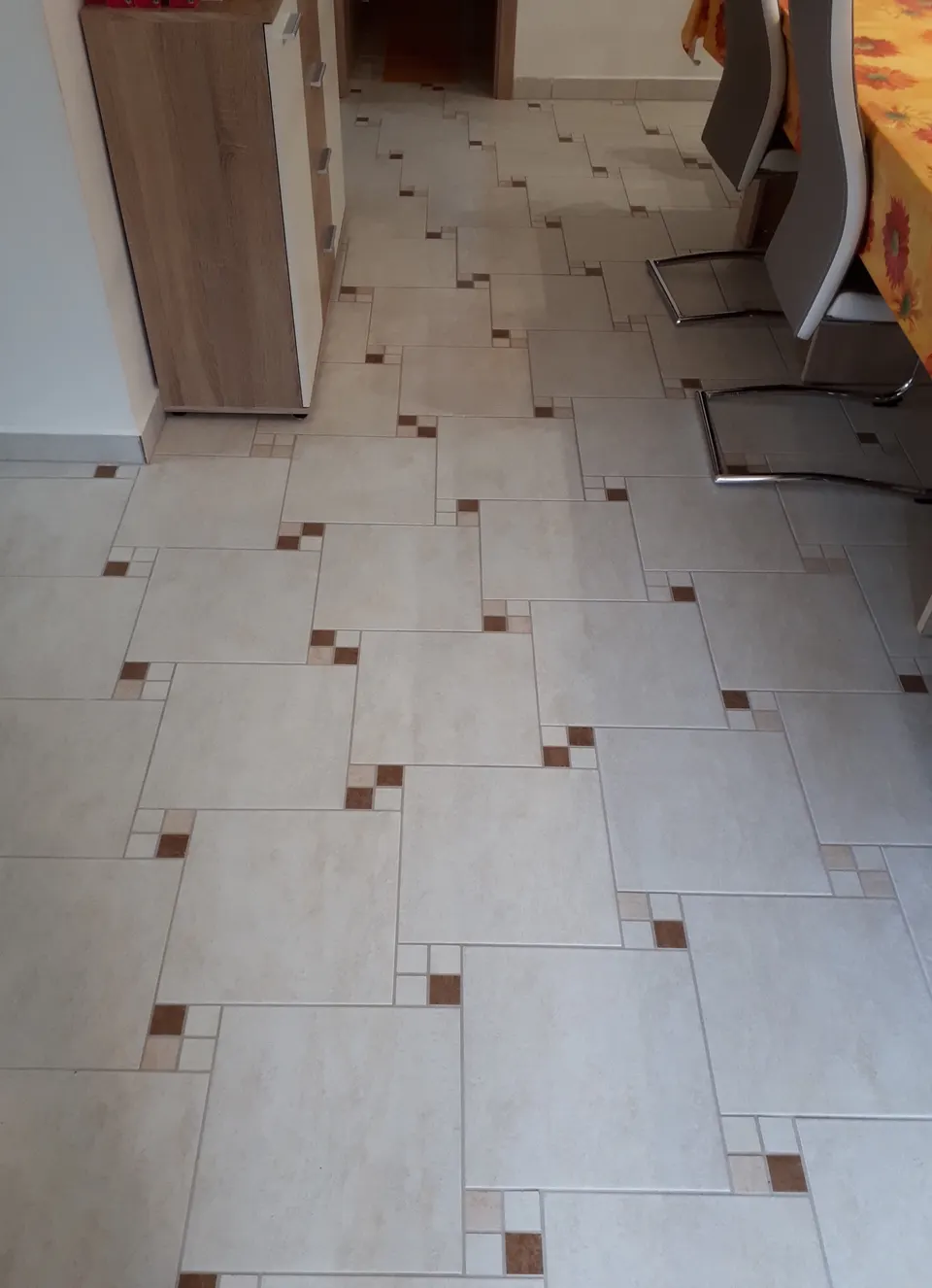 Padló betétes lerakással